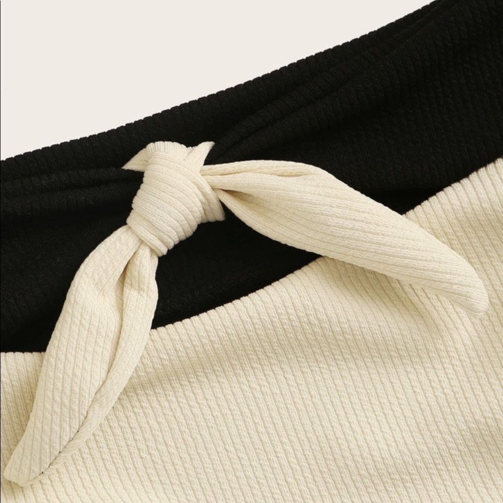 Two Tone Ribbed Knot Front Bikini Set - Picture 6 of 9